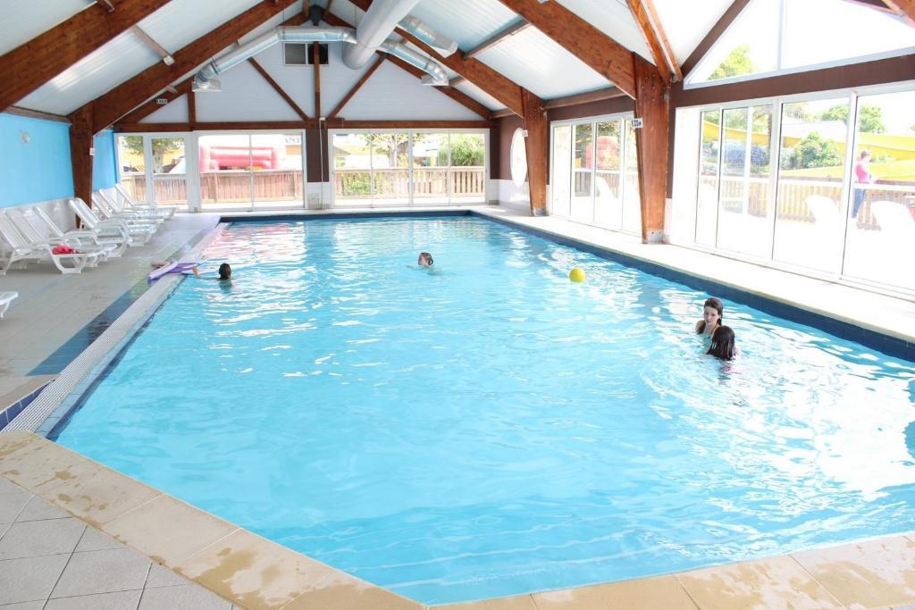 La Lande Du Moulin Hotel Sulniac ภายนอก รูปภาพ